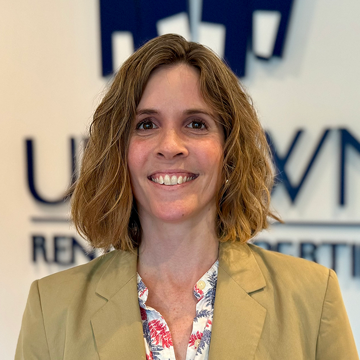 Angie Reynolds Employee Photo