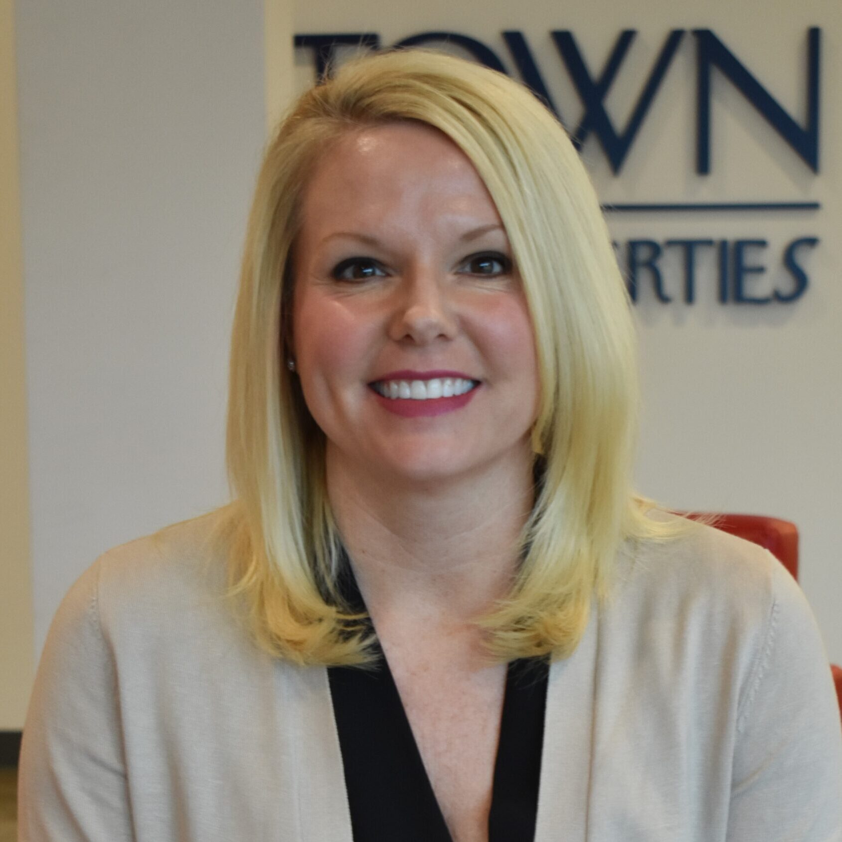 Molly Kallmeyer Employee Photo