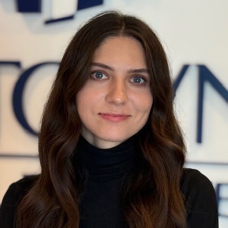 Bailey Whitlow Employee Photo