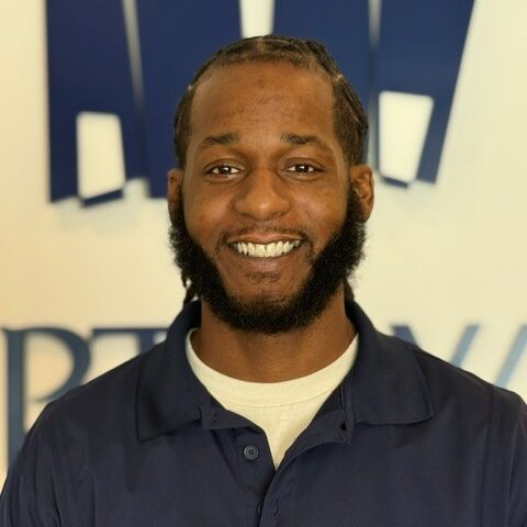 Dezmond Houston Employee Photo